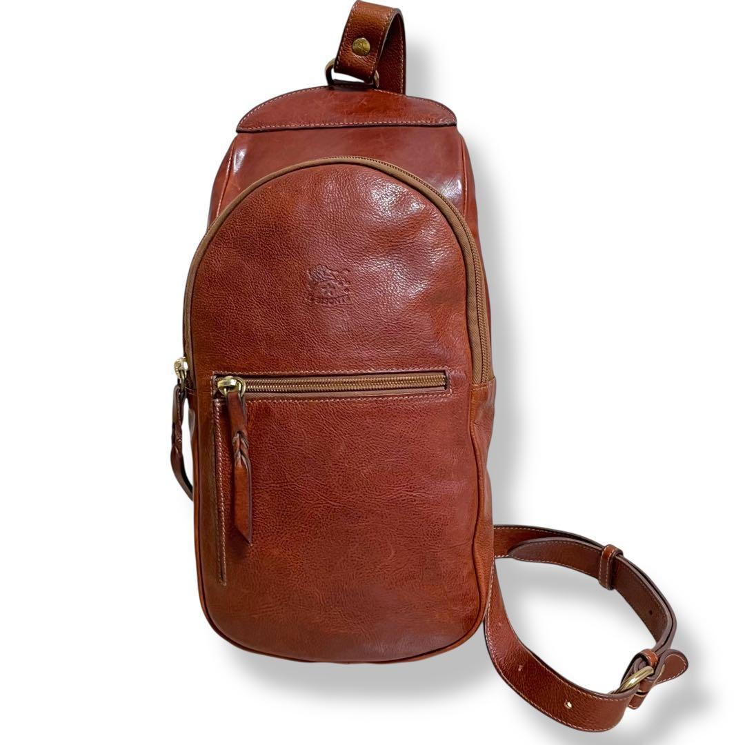 美品✨ IL BISONTE イルビゾンテ ボディバッグ ブラック レザー