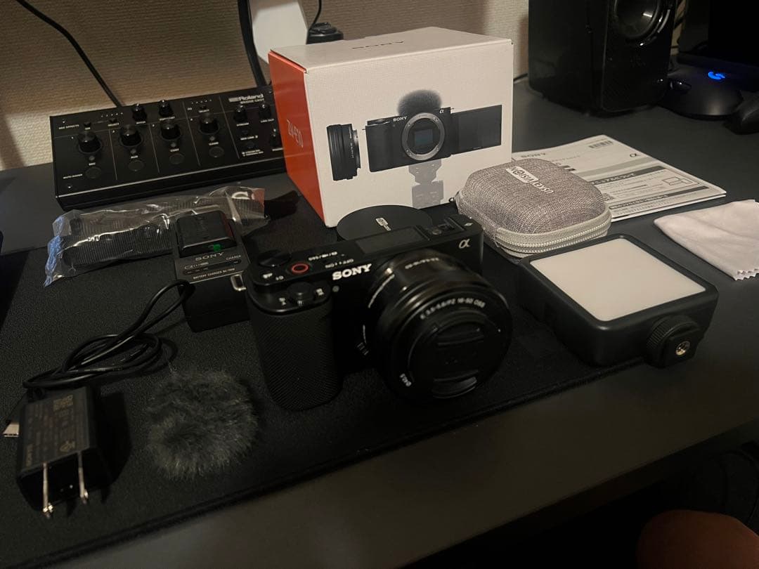 SONY ZV-E10レンズキットチャージャーキット+ワイコン