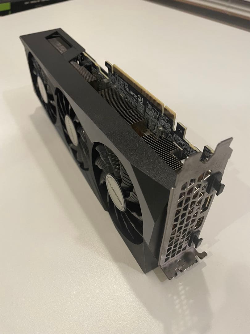 グラフィックボード・グラボ・ビデオカード GIGABYTE RTX 3070 8gb