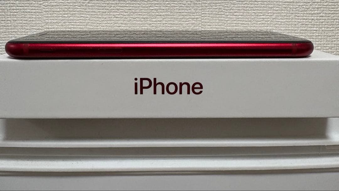 ふじさま専用　iphone se3 64gb