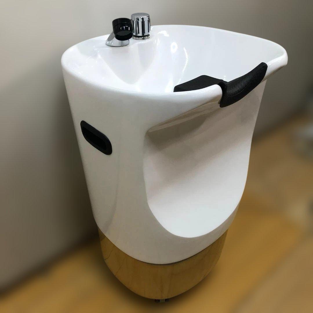 美品 EMS ペロ 移動式 プライベートサロン 使用1年 112930