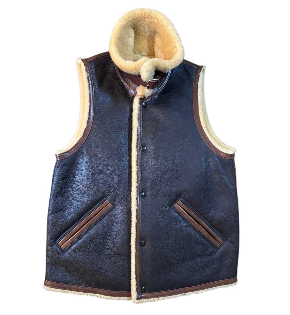 トップス PHIGVEL