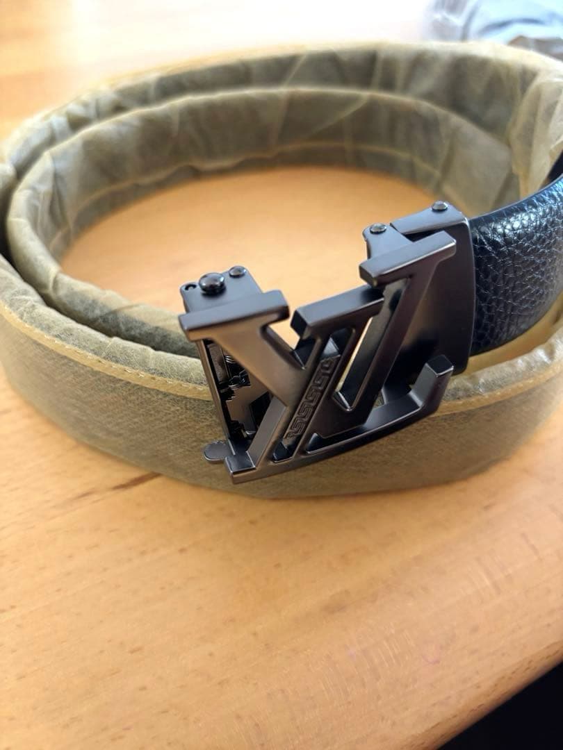 LV レザー ベルト ブラック/グレー★新品未使用、送料無料★