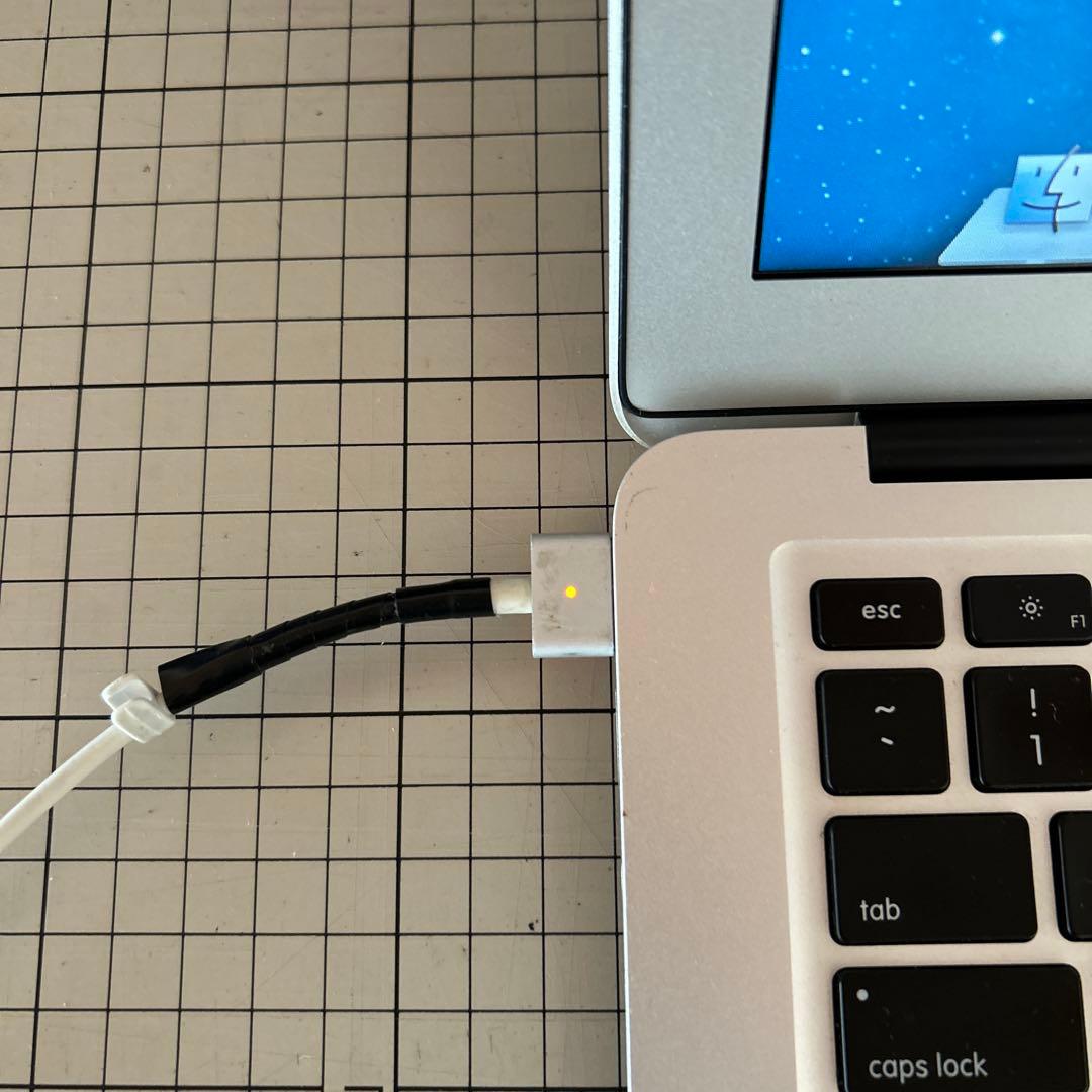 MacBookAir(Model A1466) オプション品 2012年頃に購入