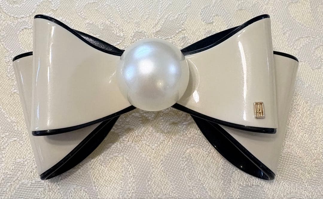 ❤️最終価格❤️美品✨アレクサンドルドゥパリ パール リボン バレッタ アイボリー