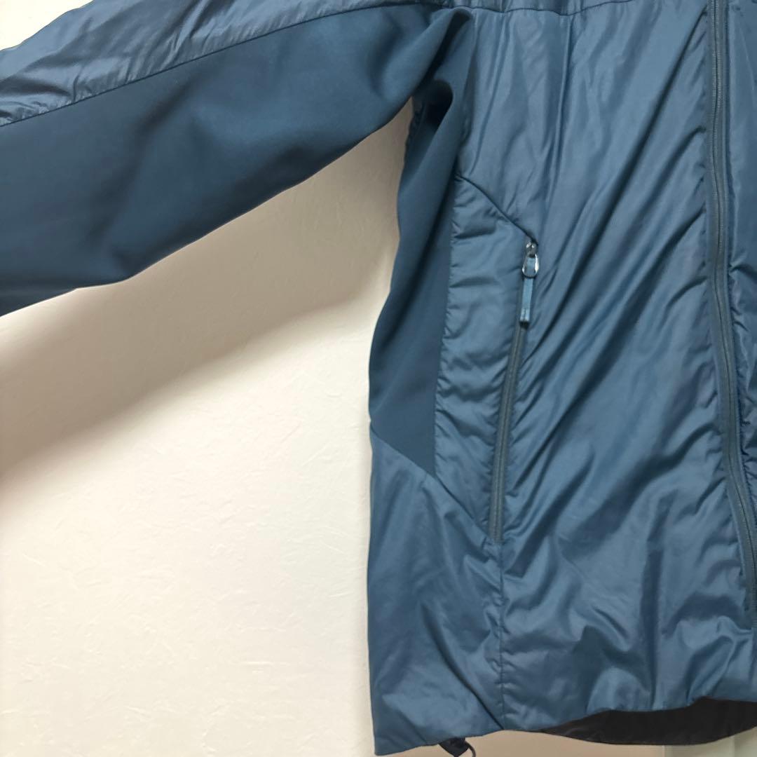 最終価格ARC'TERYX ネイビー 中綿　ナイロンジャケット