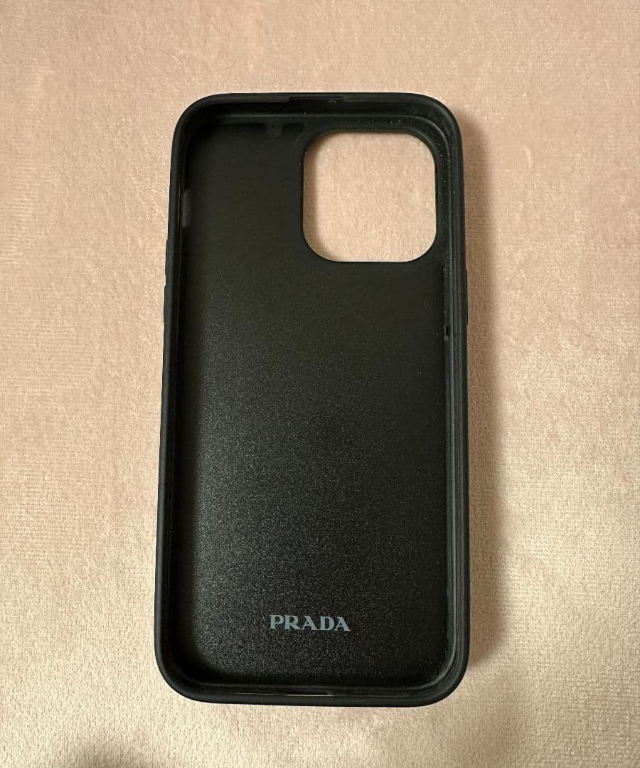 【極美品】PRADA　iPhoneケース