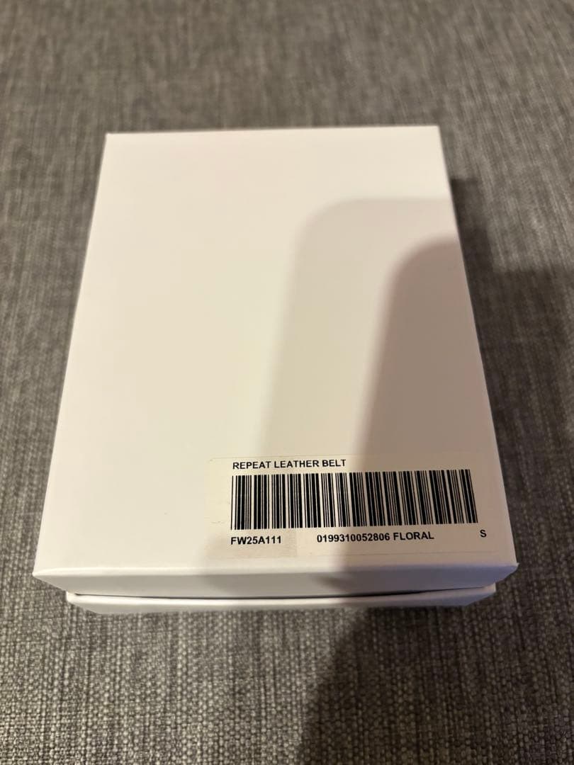 Supreme Repeat Leather Belt 白Floral花柄