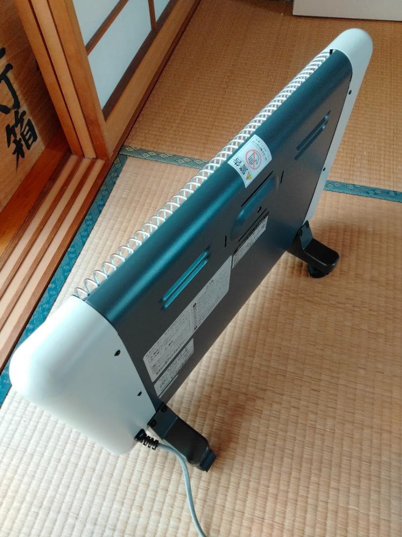 ✨値下げ✨サンラメラ600型 遠赤外線セラミックパネルヒーター 400／600W