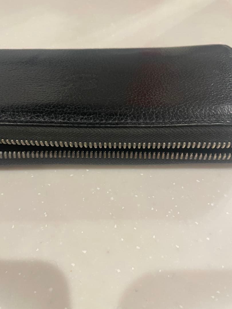 【美品】IL BISONTE 長財布 ラウンドファスナー 本革 黒 正規品