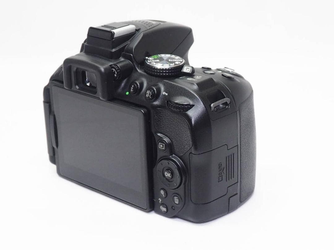 ■美品■ Nikon D5300 ダブルレンズセット 《 S数8364回