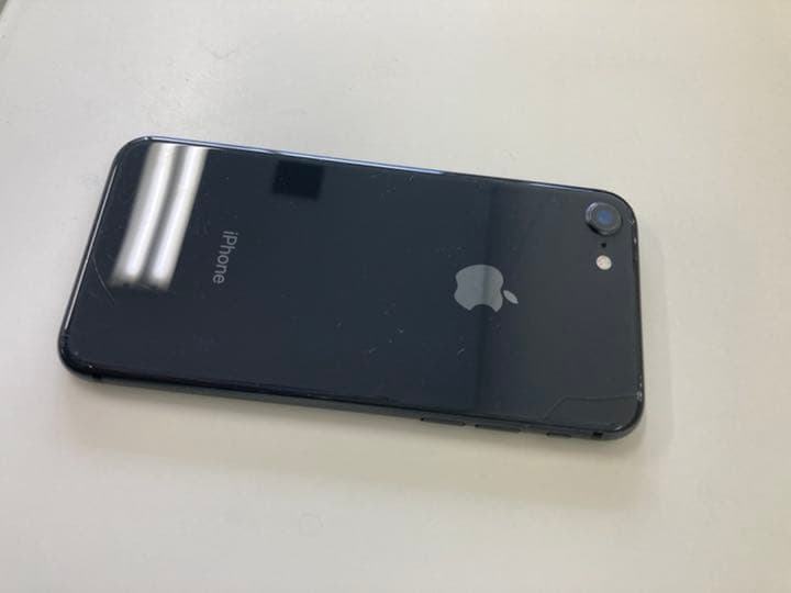 スマートフォン本体 iPhone8 (Black)