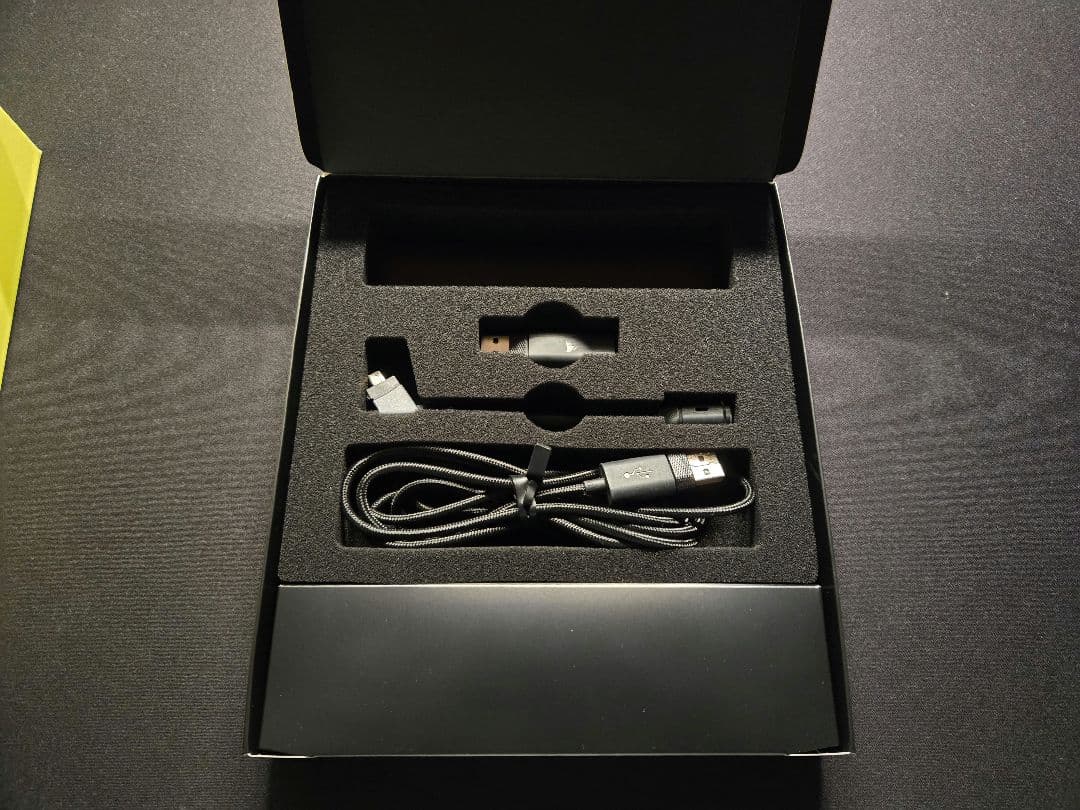 CORSAIR VIRTUOSO WIRELESS RGB XT ヘッドセット