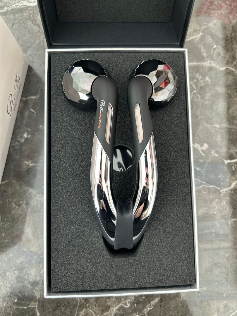 【新品未使用⭐︎ReFa】アクティブ　ダブルエフ小顔ローラー　ボディ　美容　リファ