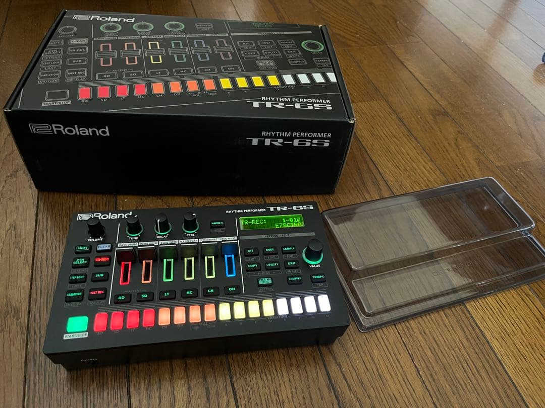 Roland TR-6S デッキセーバー付き