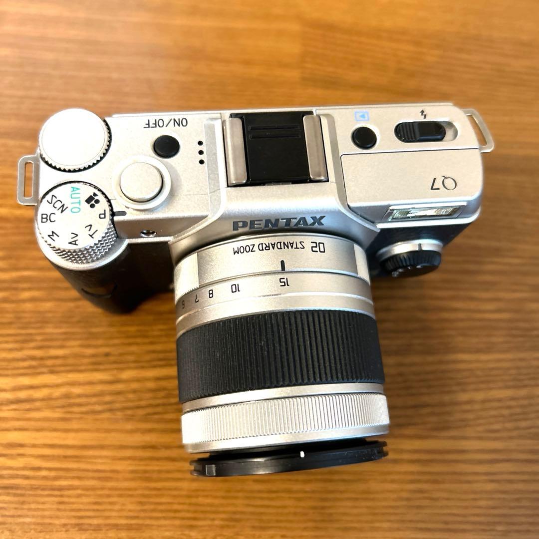 【PENTAX 】【レンズ４つ付き】ミラーレス一眼　Q7 本体　標準　トイレンズ