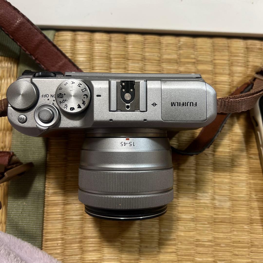 Fujifilm X-A5は、15-45mmレンズ付き【ジャンク】