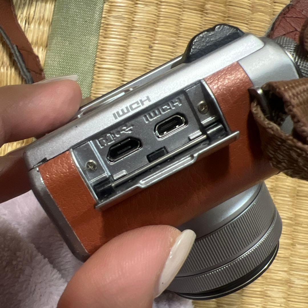 Fujifilm X-A5は、15-45mmレンズ付き【ジャンク】