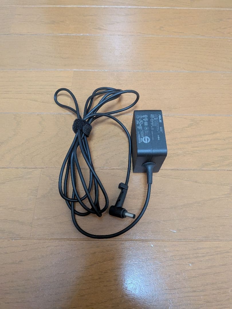 ASUS Vivobook 15.6インチ16GB SSD1TB