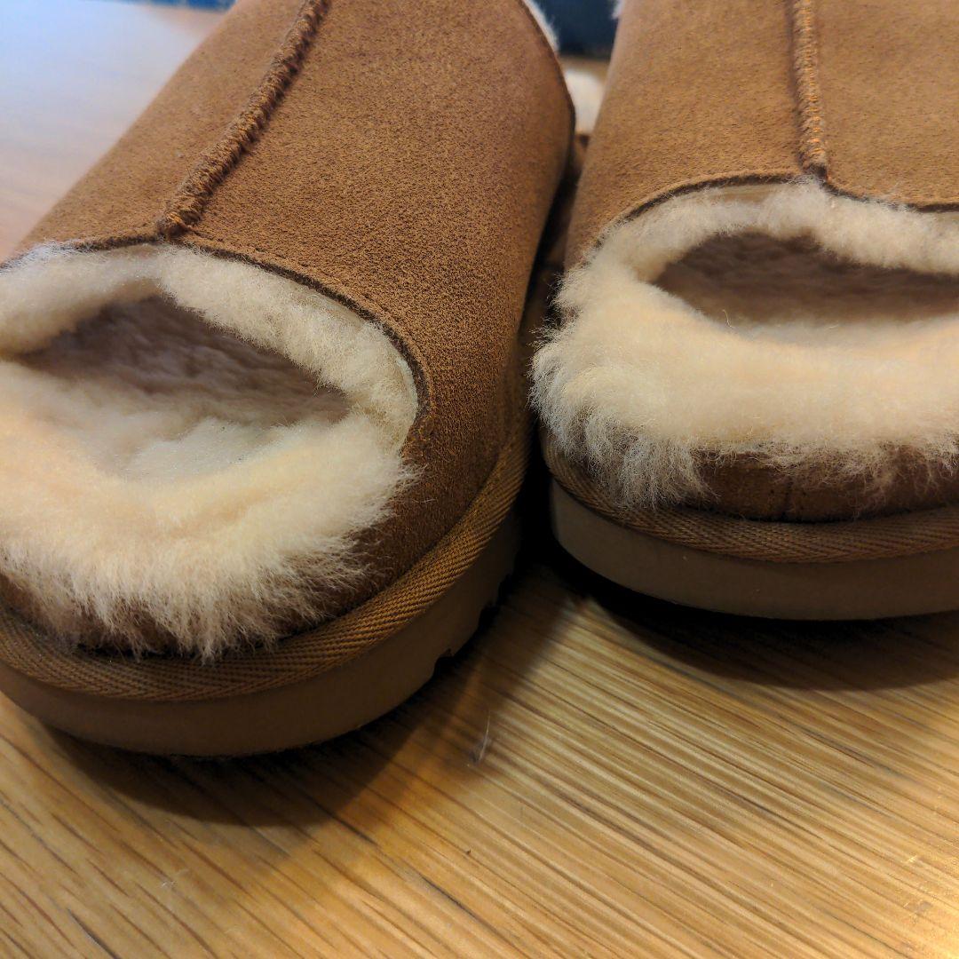 (極美品)UGG アグ ファーサンダル スリッポン もこもこ 24㎝