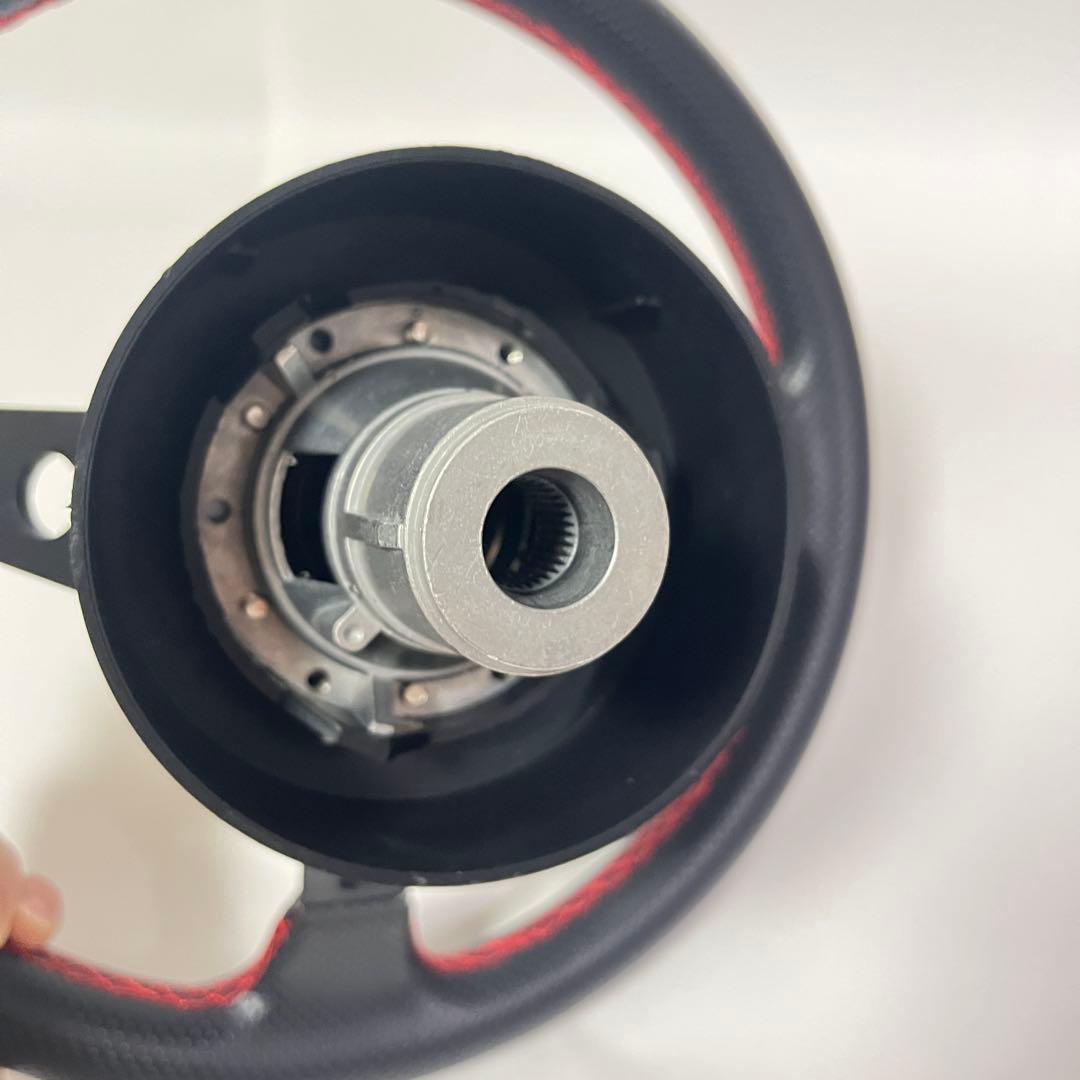 MOMO ステアリングホイール ブラック