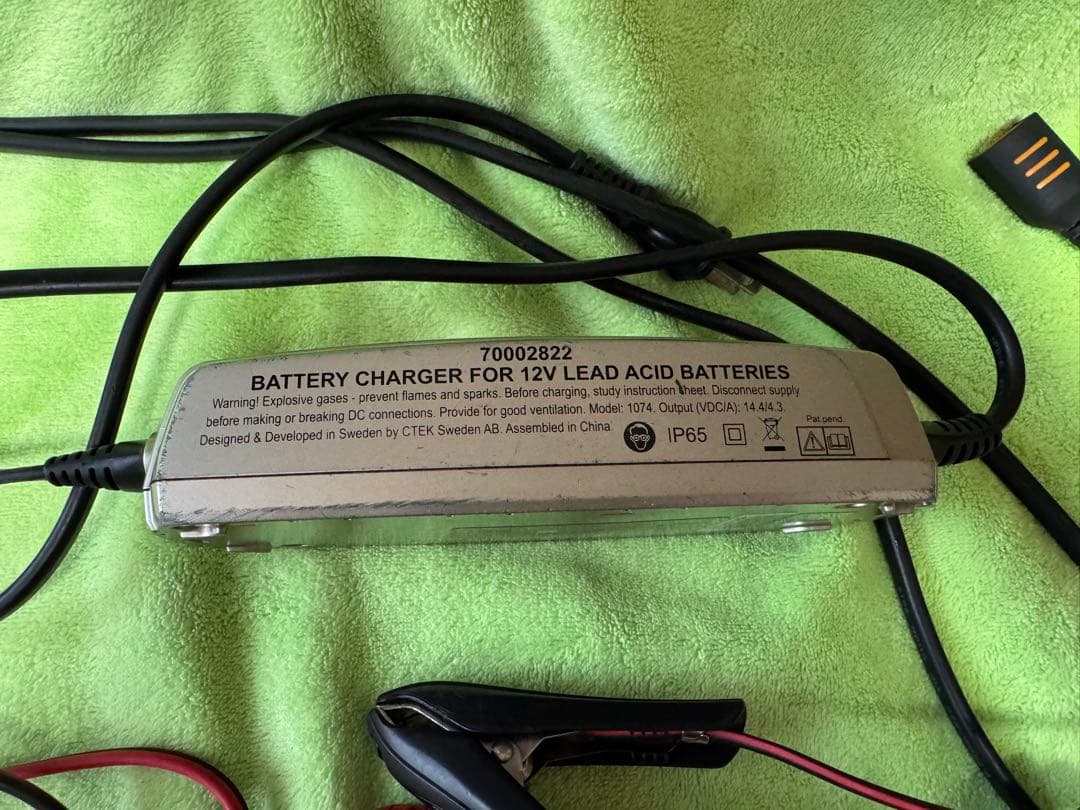 Ferrari 自動車充電器