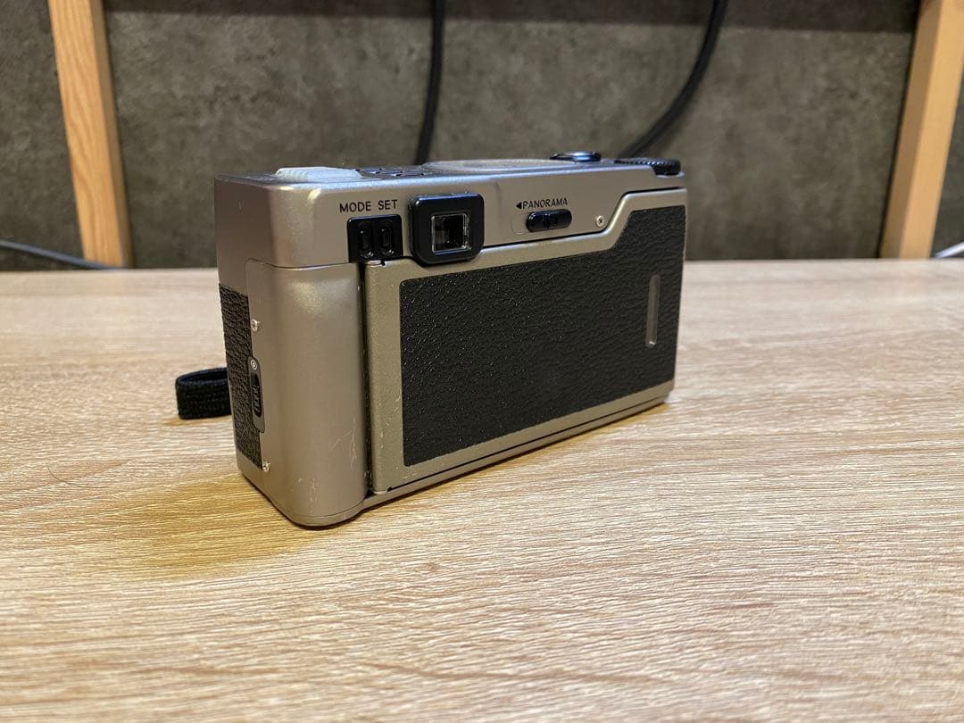 Nikon 35Ti（動作保証無し、おまけあり）