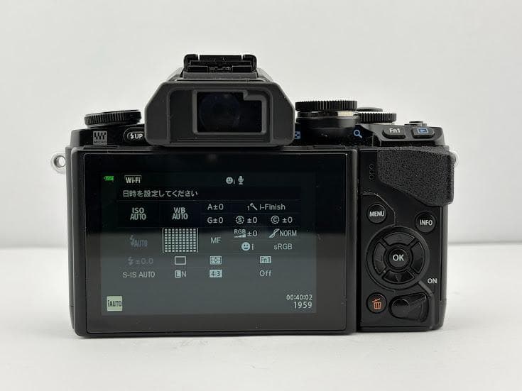 ★極上美品★ オリンパス OLYMPUS OM-D E-M10 レンズキット