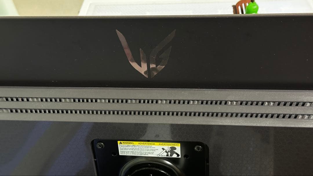 LG 27GR95QE 27インチOLEDモニター