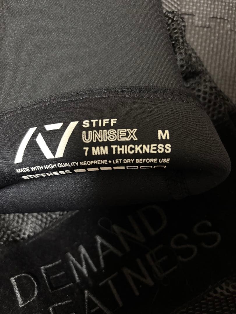 A7 JAPAN ニースリーブ　Mサイズ