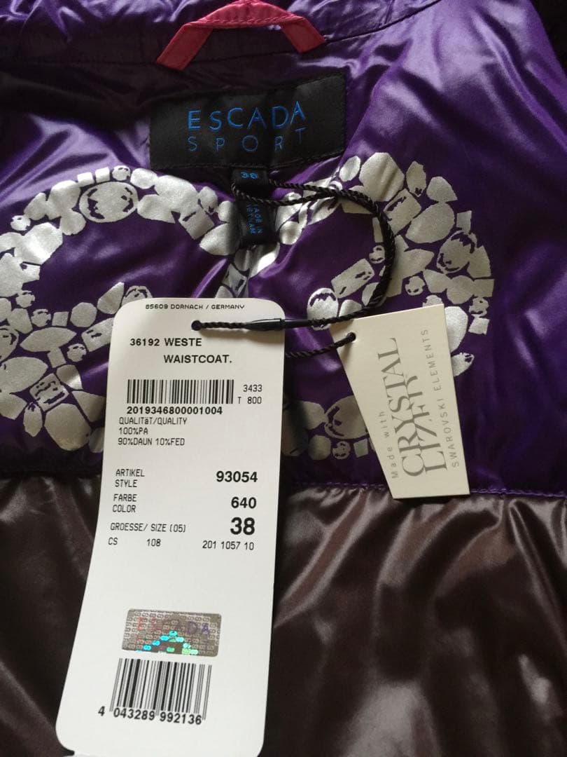 未使用タグ付　エスカーダ　グースダウンベスト　M ネックピロー袋付