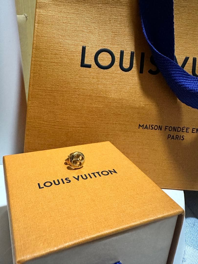 LOUIS VUITTON ピアス・クレイジーイン ロック