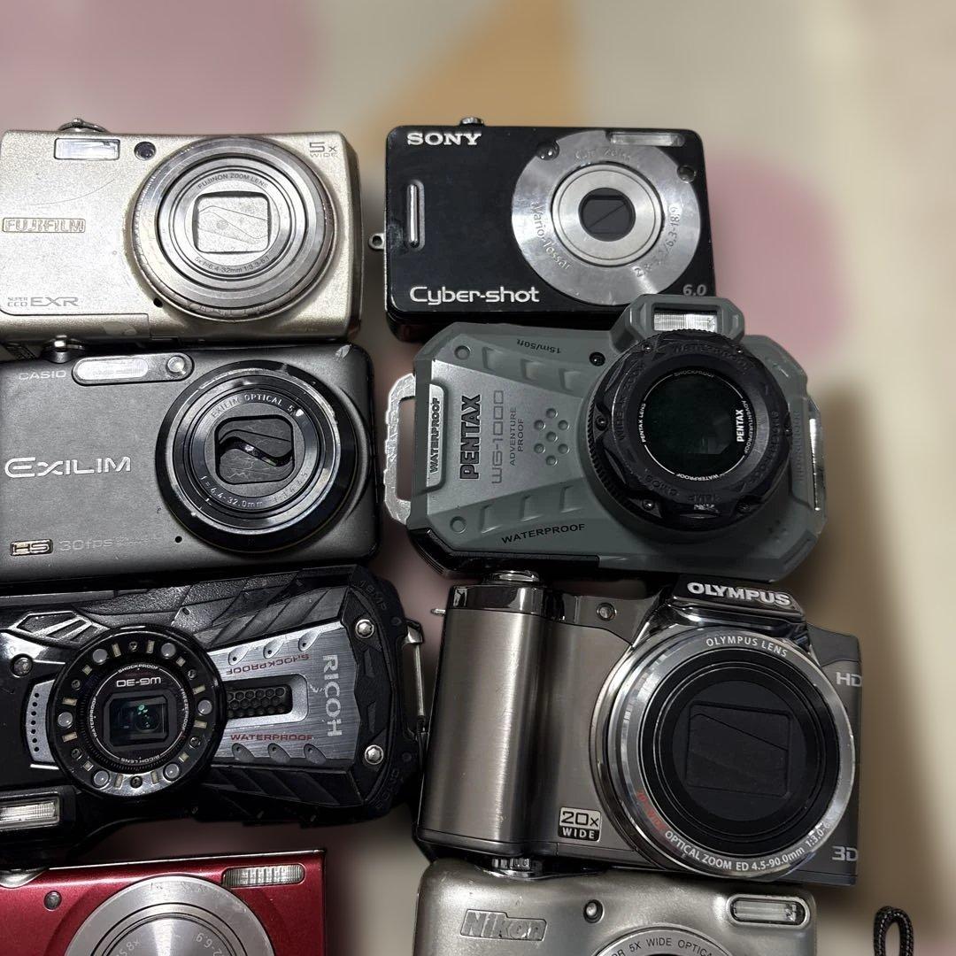 S*H様 コンパクトデジタルカメラまとめて売ります。