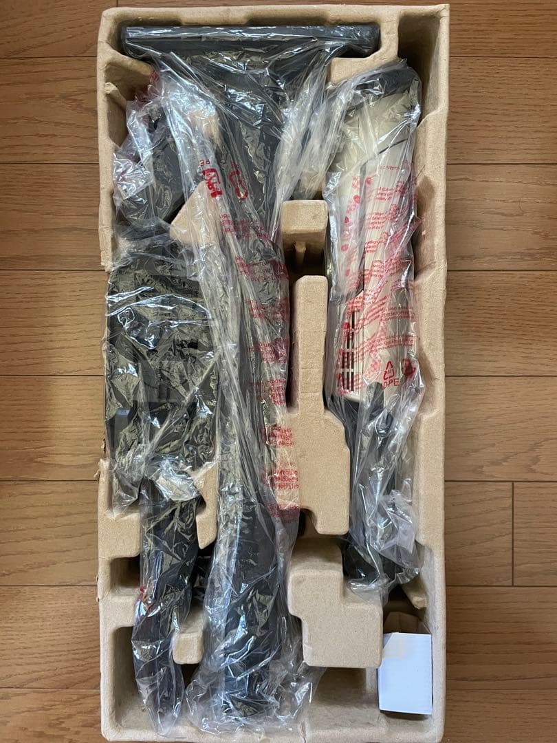 新品　未使用　Shark EVOPOWER EX ハンディクリーナー 本体