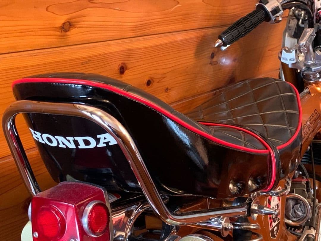 kawasaki ダックス エナメル ダイヤ柄 バナナシート カスタム