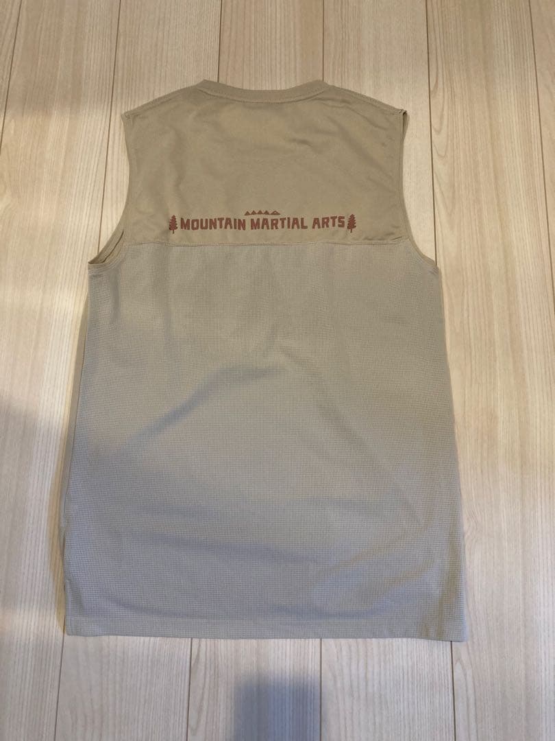 マウンテンマーシャルアーツ　スリーブレスシャツ