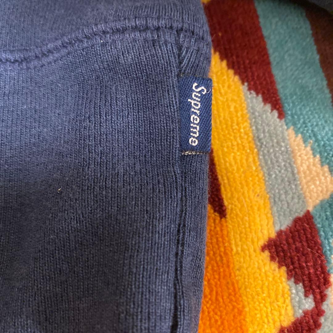 Supreme シュプリーム アーチロゴ　スウェット