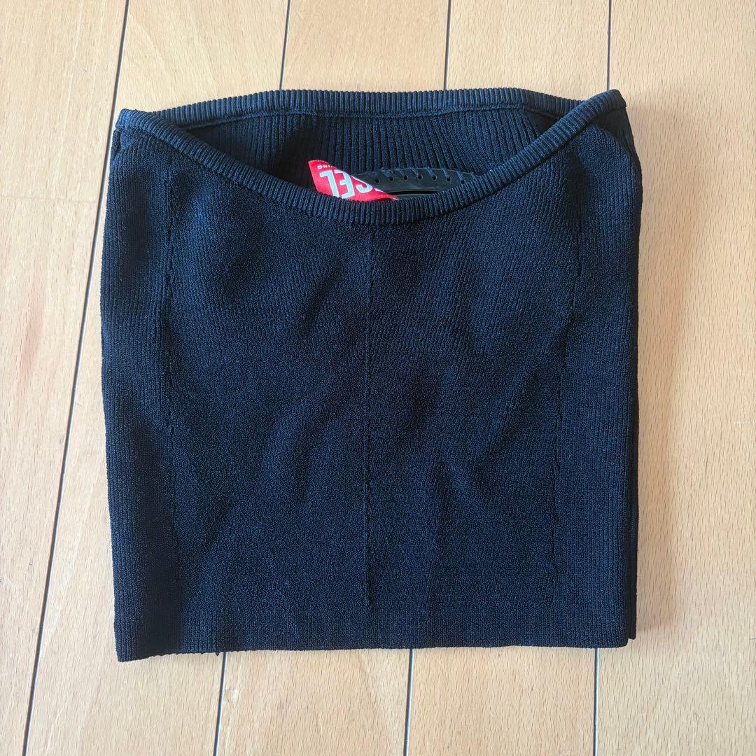 ディーゼル　バンドゥ　Dマーク　トップス