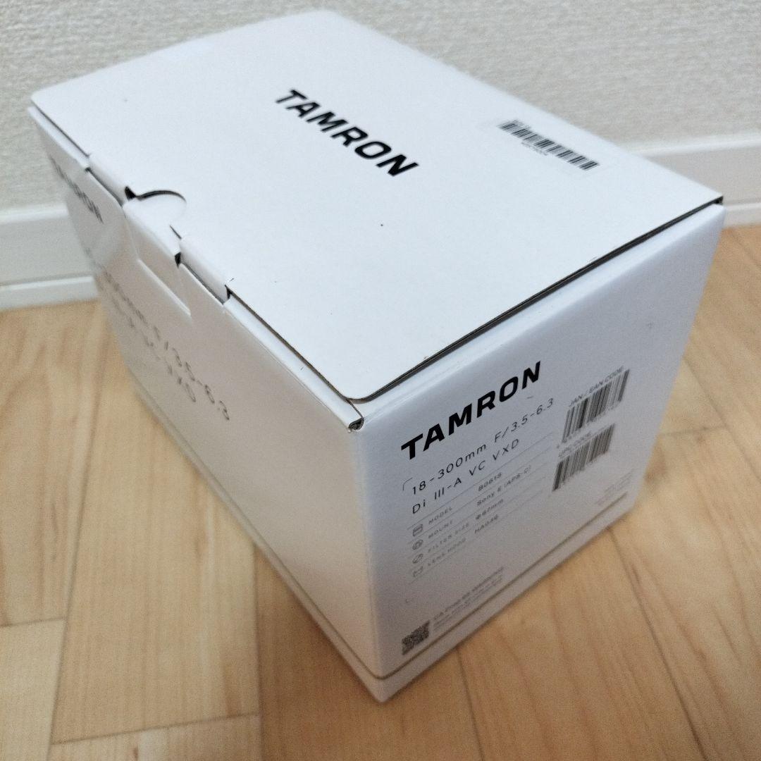 新品未使用　ソニーEマウント用 カメラレンズ 18-300F3.5-6.3 D