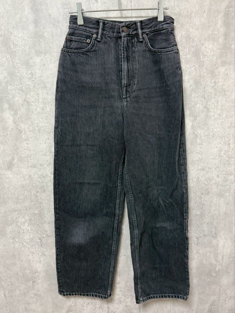 ✴️アクネストゥディオズ　ジーンズ　ストレート　イタリア製　黒　W26