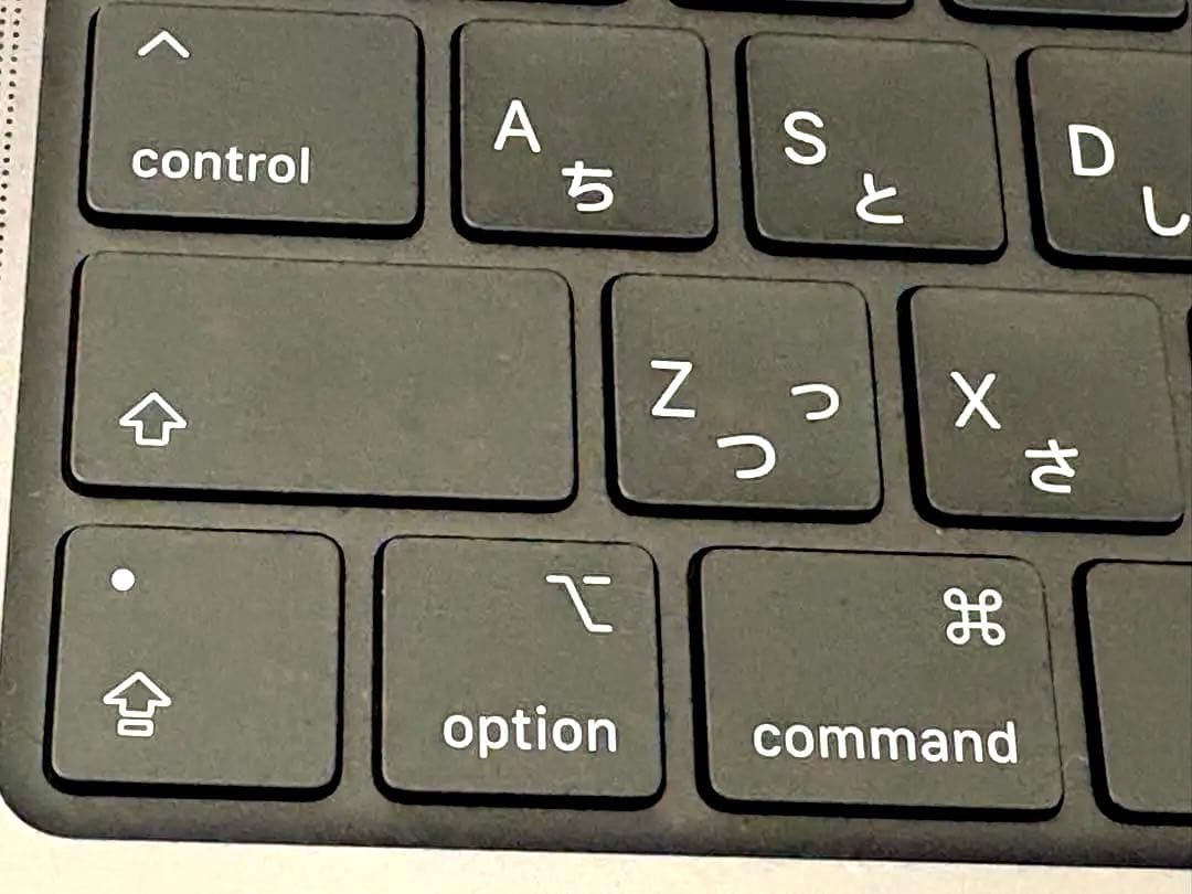 MacBook Pro 14インチ　M4 16G 512GB