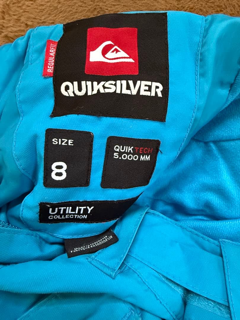 子供用スノーボードウェアセット　クイックシルバー　ビーニー、グローブ、ゴーグル