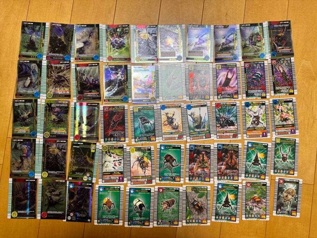 ムシキングカード　300枚＋おまけ　　まとめ売り