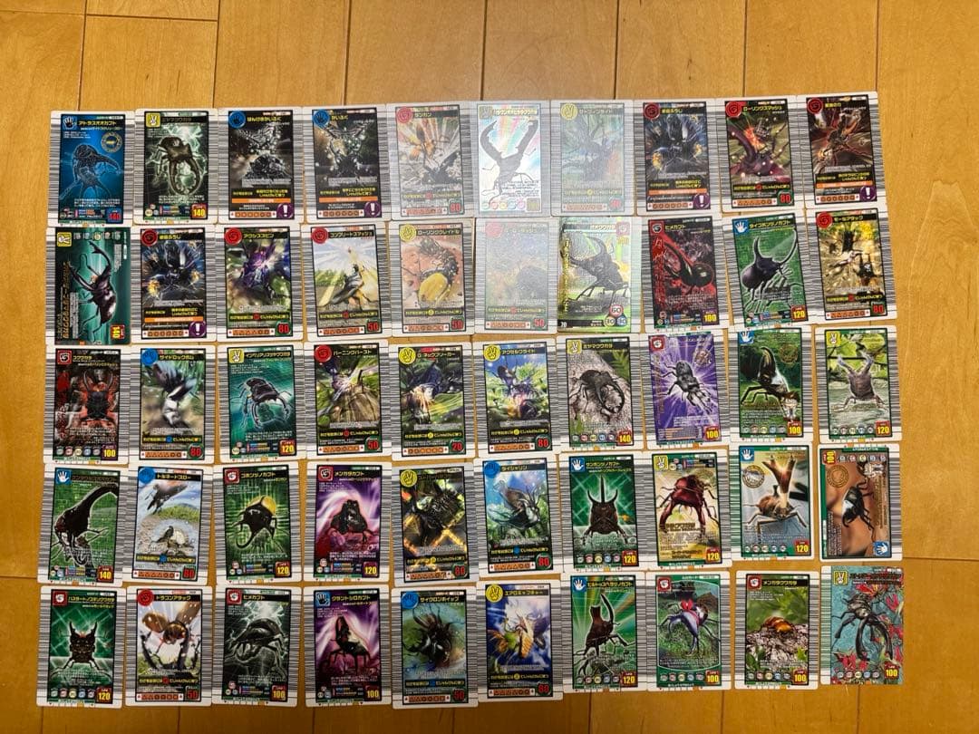 ムシキングカード　300枚＋おまけ　　まとめ売り