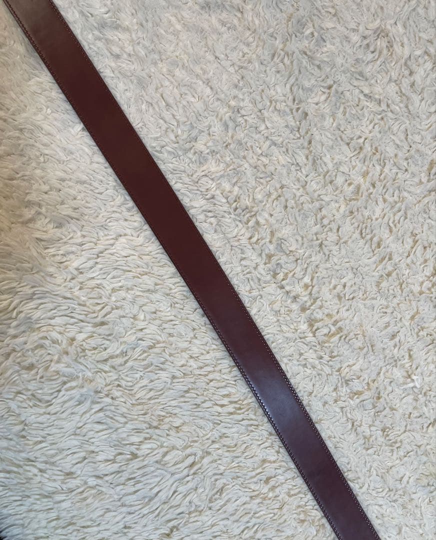 Ferragamo 美品　リバーシブル（黒＝茶）シルバーバックル　レザーベルト