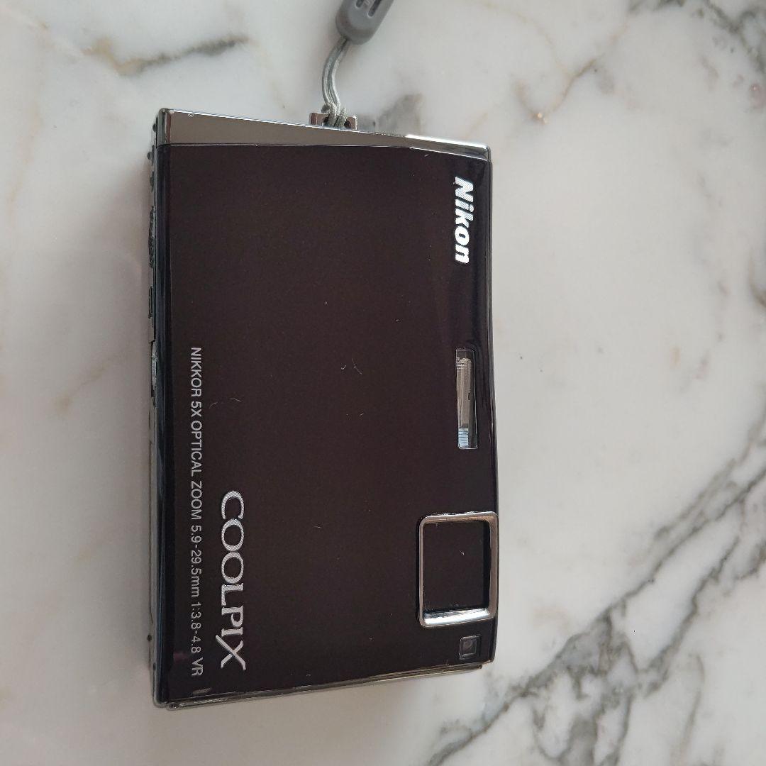 Nikon COOLPIX S60 デジタルカメラ　純正バッテリーチャージャー付