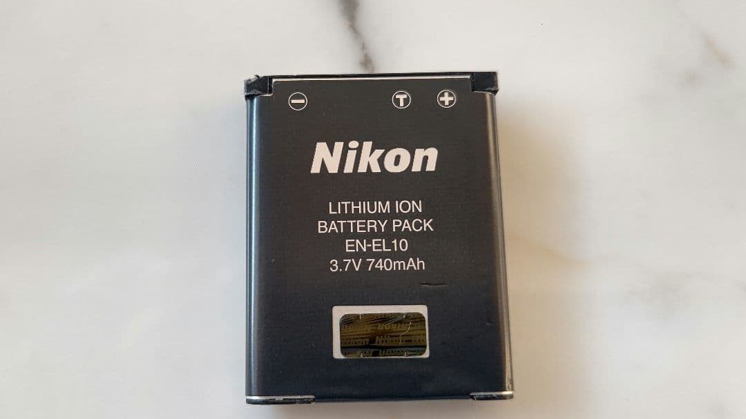 Nikon COOLPIX S60 デジタルカメラ　純正バッテリーチャージャー付