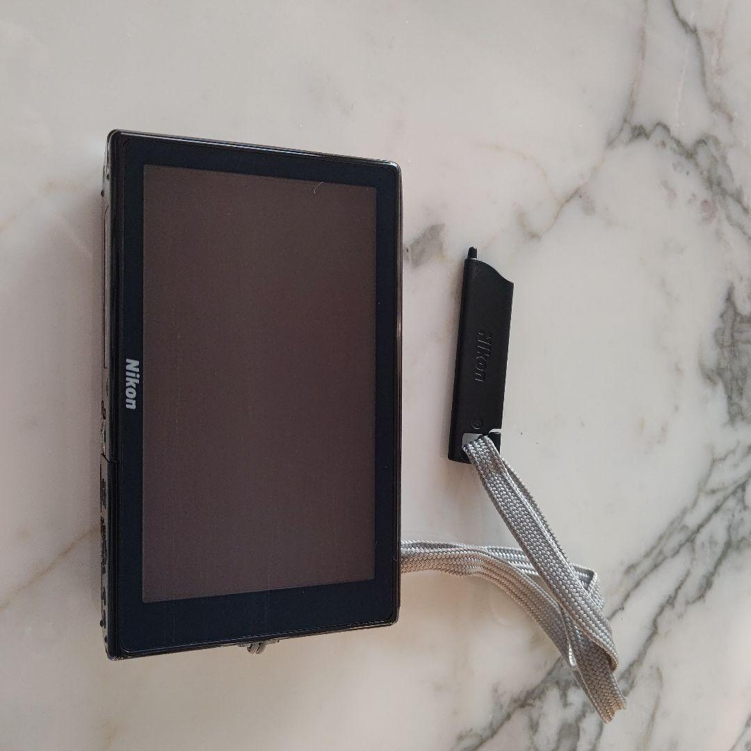 Nikon COOLPIX S60 デジタルカメラ　純正バッテリーチャージャー付