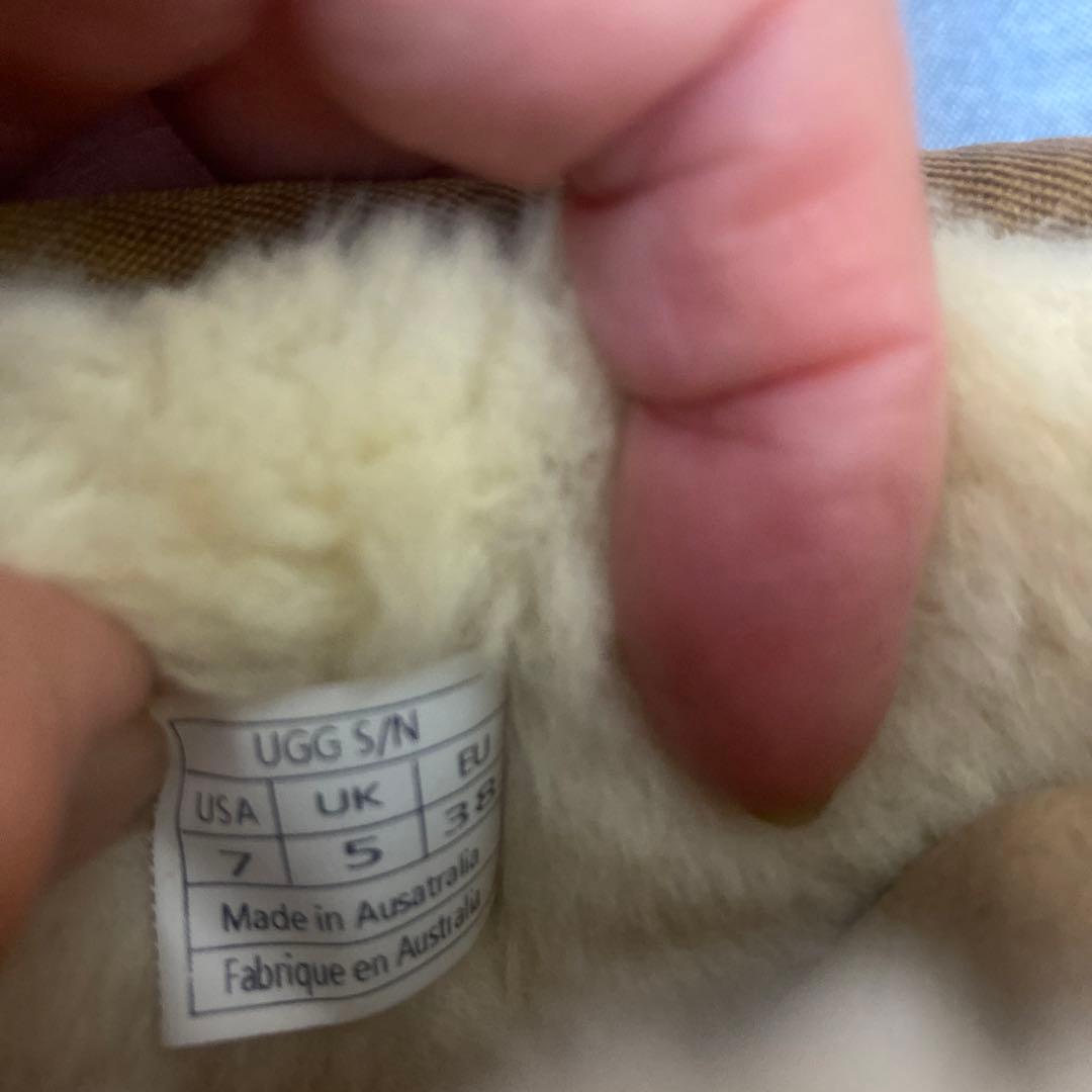 【２０%OFF中】UGG ブラウン ショートブーツ