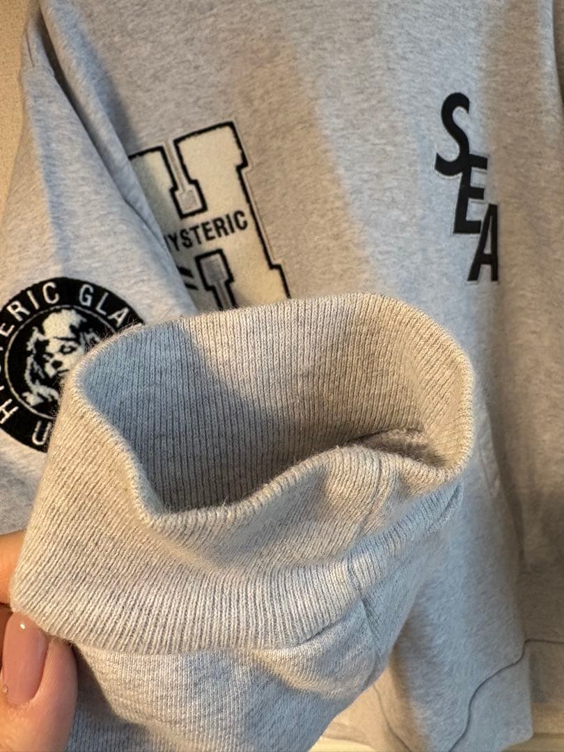 wind and sea ヒステリックグラマー　パーカー